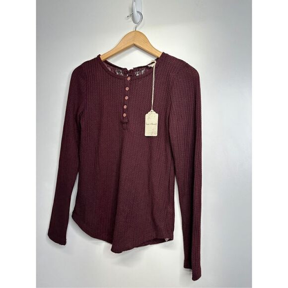 Hem & Thread Sweater Womens Lace Detailed Long Sleeve Size Small NWT - Picture 2 of 7